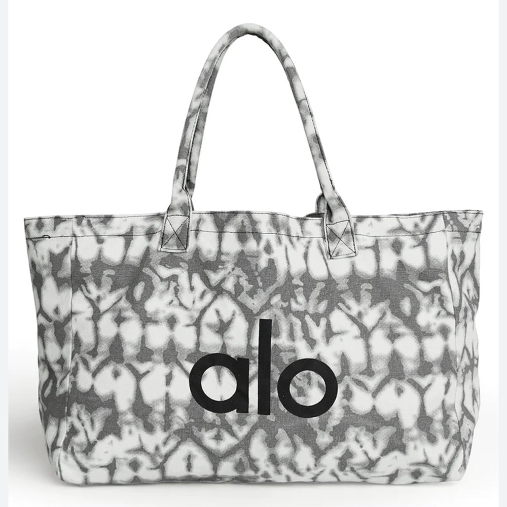 Alo Yoga Iconic Shopper Tote Brand New! NWT